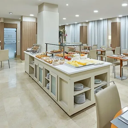 Hotell Nh Ciencias Valencia
