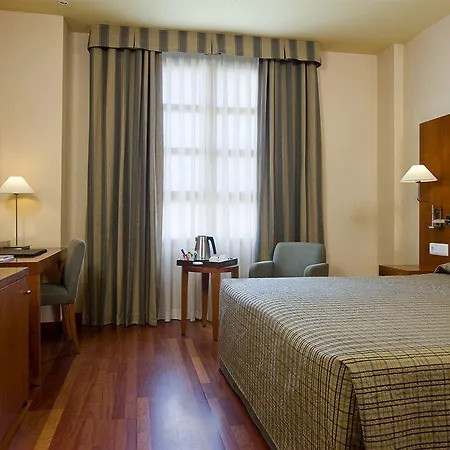 Nh Ciencias 3* Valenza